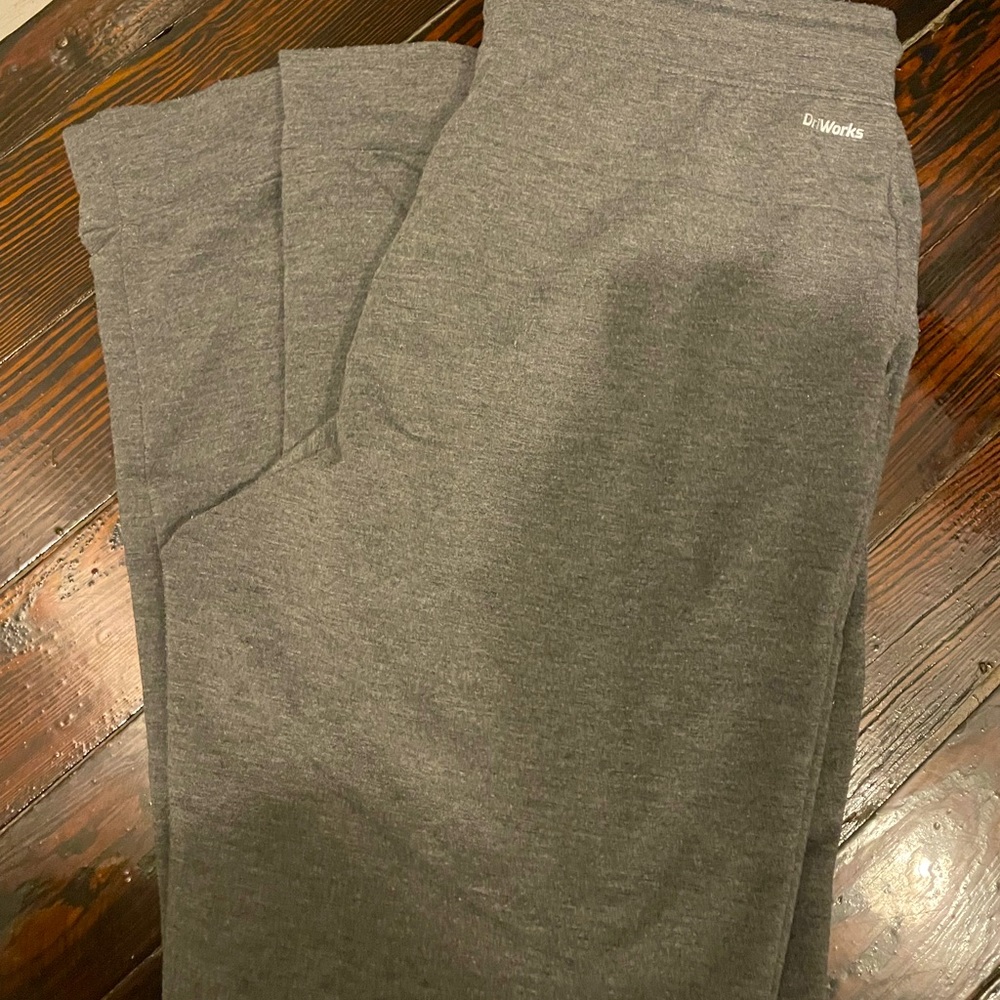 Athletic joggers